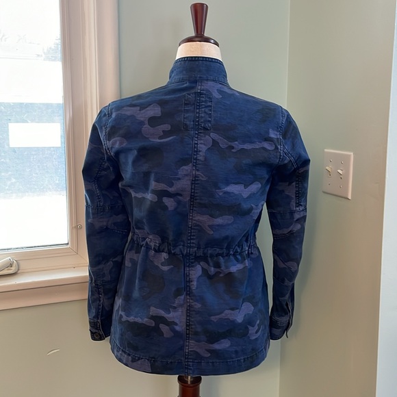 GAP Blue Camo Utility Jacket - Women’s Size S - Picture 4 of 15